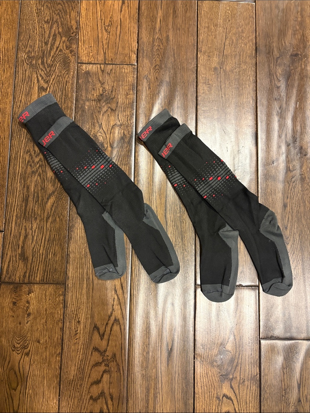 Bauer Men's Black & Gray Performance Skate Socks with Red Accents